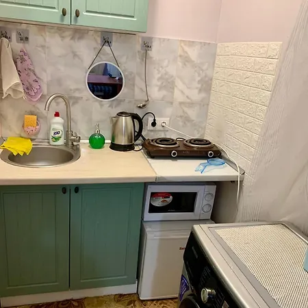 Apartment смарт-квартира біля обласної лікарні, куяльника та моря Odesa